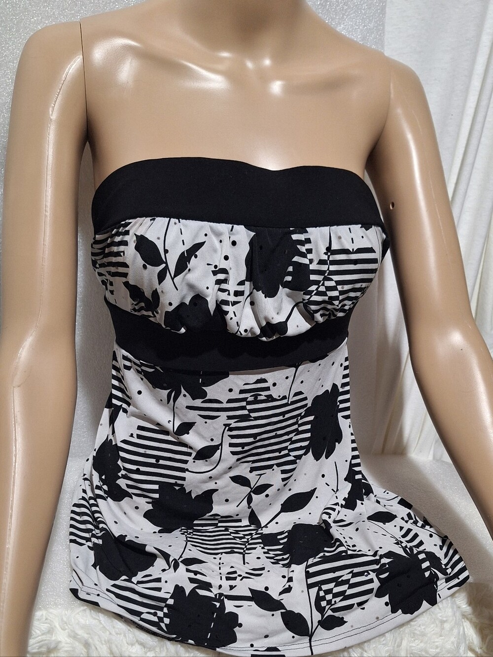 Strapless Black & White Floral Bandeau Dress